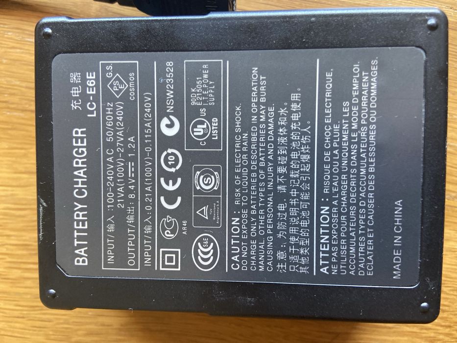 Bateria Canon lpe6 com carregador