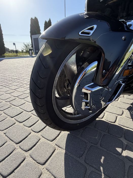 Gold Wing  GL1800  Tour Мотоцикл туристичний Голд Вінг 2010 р