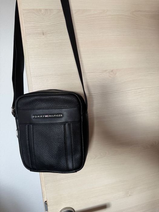 Tommy Hilfiger Skórzana Torebka Saszetka listonoszka męska