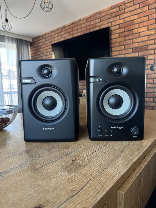 Monitory Studyjne bluetooth - Behringer Truth 4.5 BT