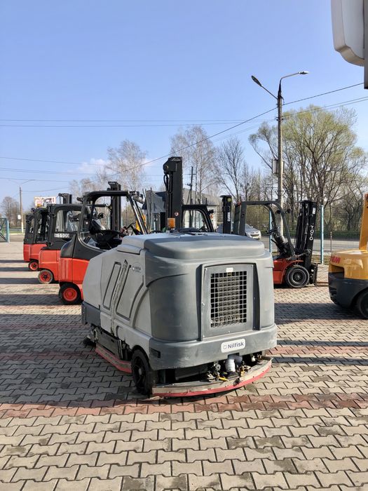 Прибиральна машина Nilfisk SC8000 ecoflex, Газ