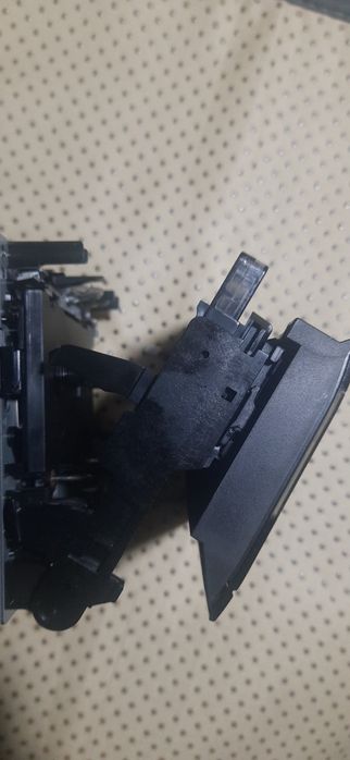 Механизированные карманы 2шт ( выброс кассеты) деки Technics RS-TR979