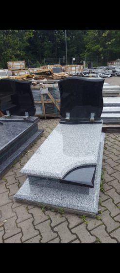 Nagrobki granitowe od 5600