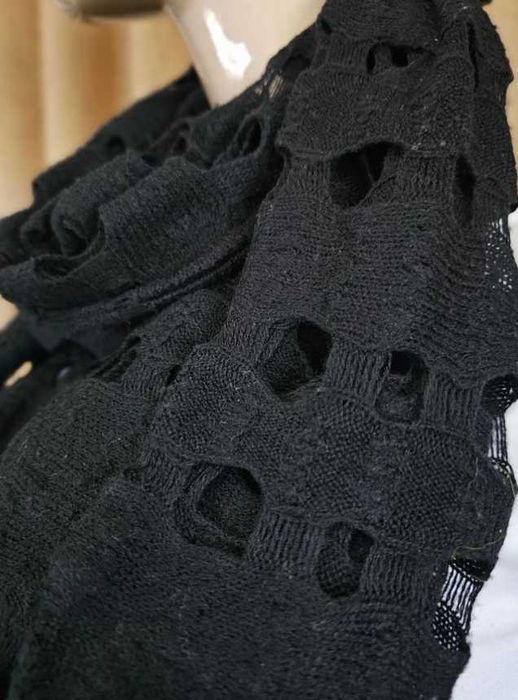 Cachecol Preto, 2€