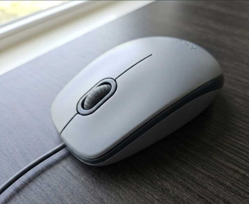 Rato Logitech M110s Silent – Edição Cinza/Preto (Como Novo)