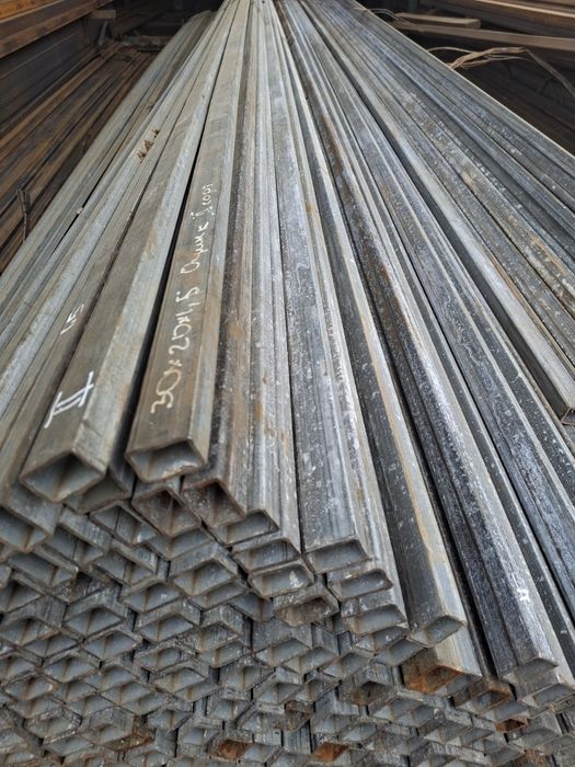 Профільна труба 30х20х1.5 мм. Уцінка