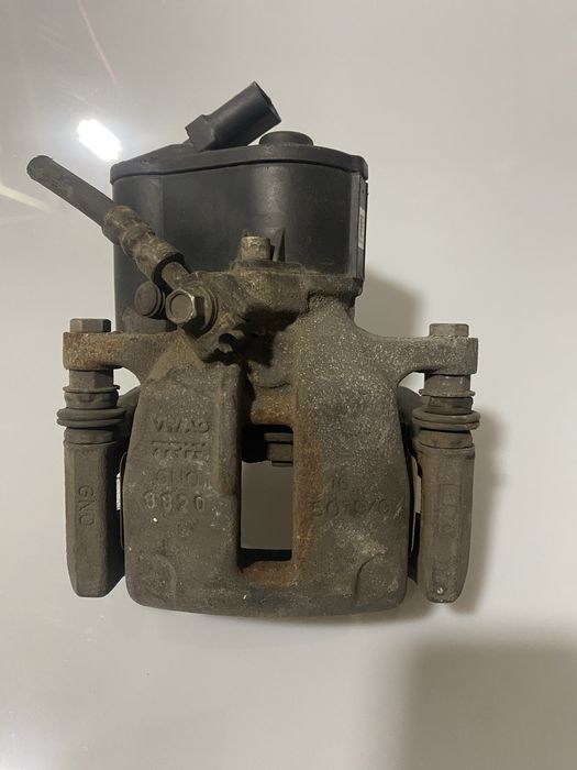 Супорт Volkswagen Passat B6 задний правый