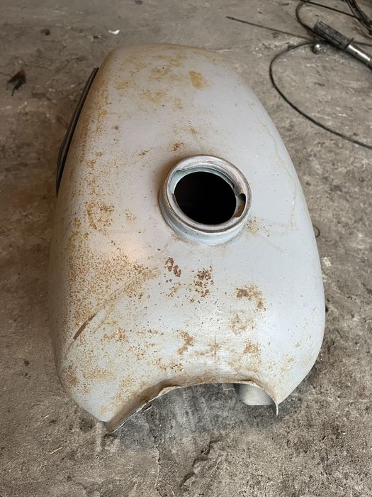 Бензобак ИЖ в отличном состоянии