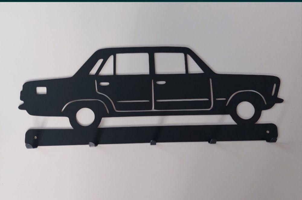 Wieszak z grawerem Fiata