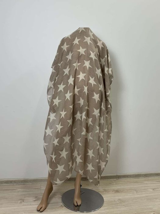 Beck Söndergaard szal chusta wełna jedwab 
55%wełna 
Rozmiar:uniwersal