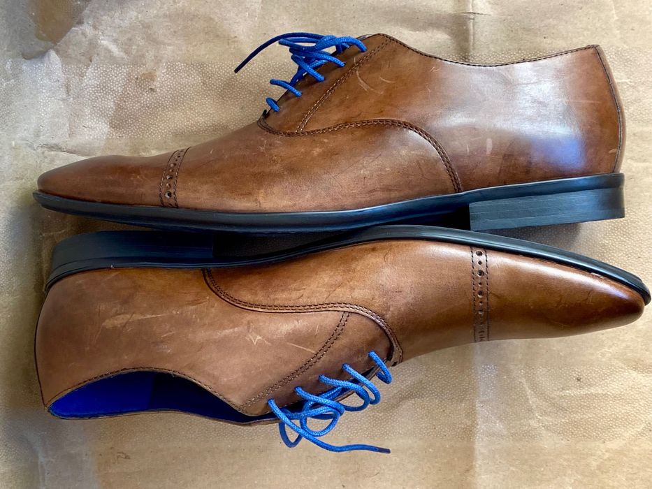 Sapatos azzaro 41