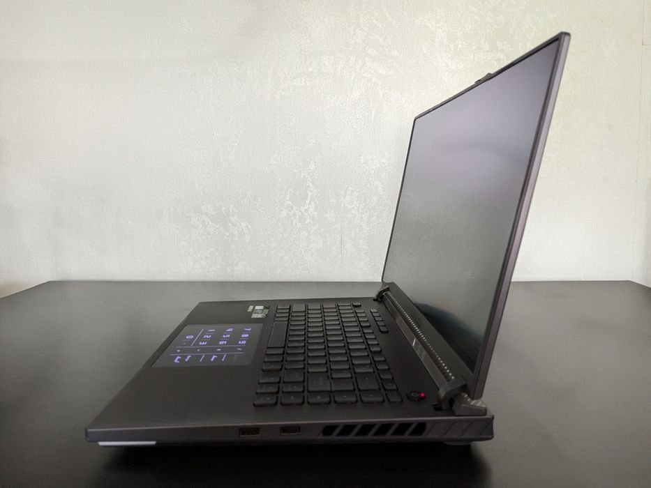 Asus ROG Strix G16
