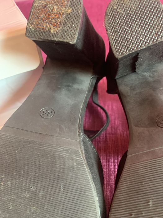 Buty letnie na obcasie