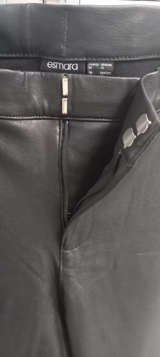 Calças de senhora L