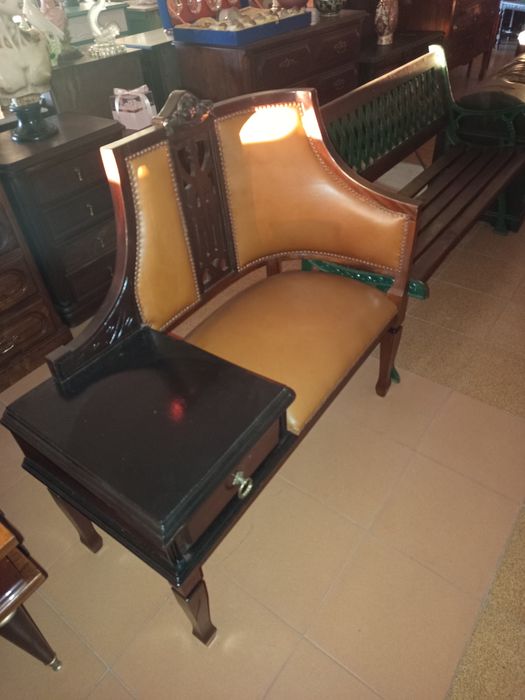 Grande lote de antiguidades