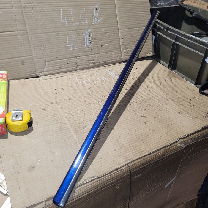 Listwa drzwi chromowana przód prawa vw bora 2002r LB5N