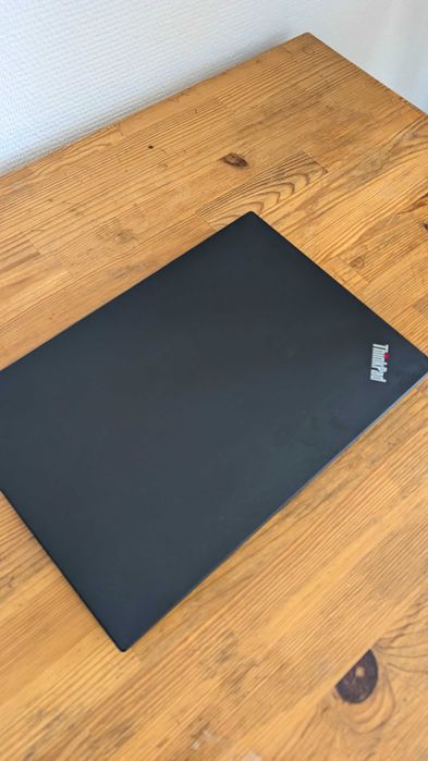 Zestaw Laptop Lenovo ThinkPad T14 gen1 + stacja dokująca