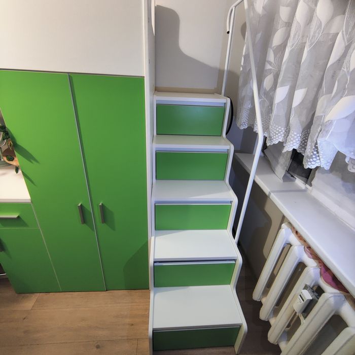 Łóżko piętrowe  z szafą