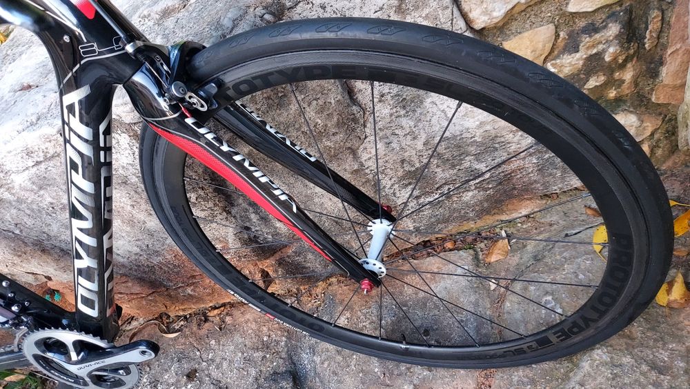 Olympia Carbono | Shimano Dura.ace Di2 T54 

Trek Madone  | Shi