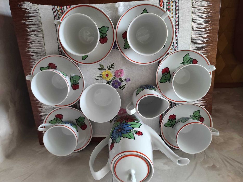 Serwis do kawy, porcelana Chodzież, filiżanki 220ml