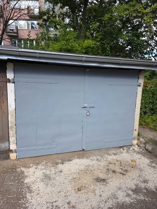 Garaż murowany księga bezczynszowy