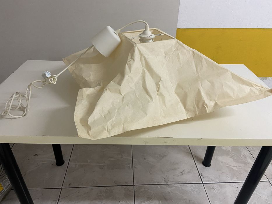 Candeeiro ikea em papel