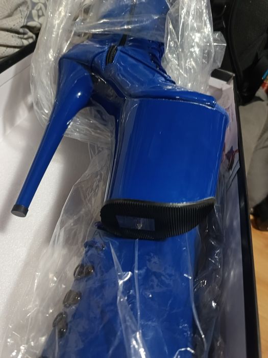 Szpilki Flamingo  200mm professionalne
Botki damskie Pleaser Flam