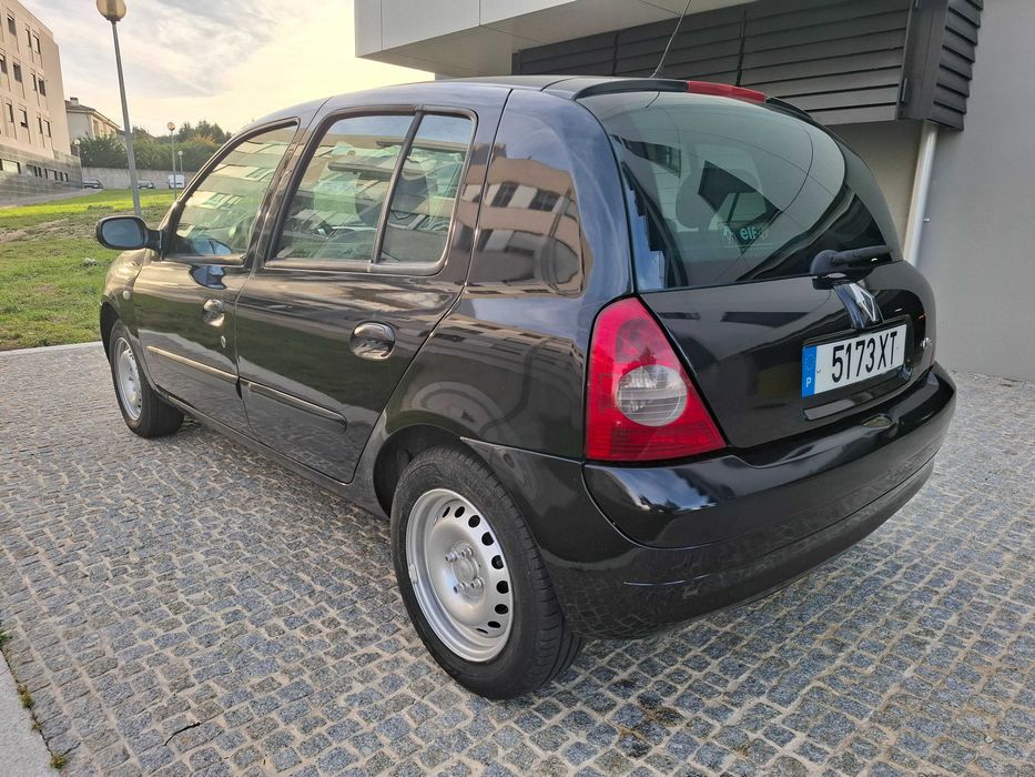 Renault Clio 1.2 16V. Expression 2004 , Muito Estimado