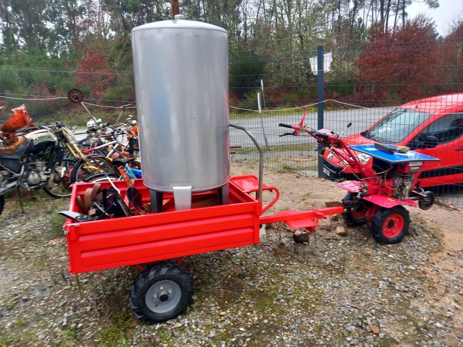 Varios- Trator Massey Ferguson 135 com documentos