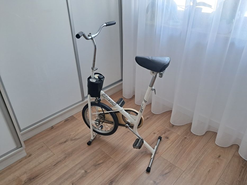 Rowerek stacjonarny Universal PRL