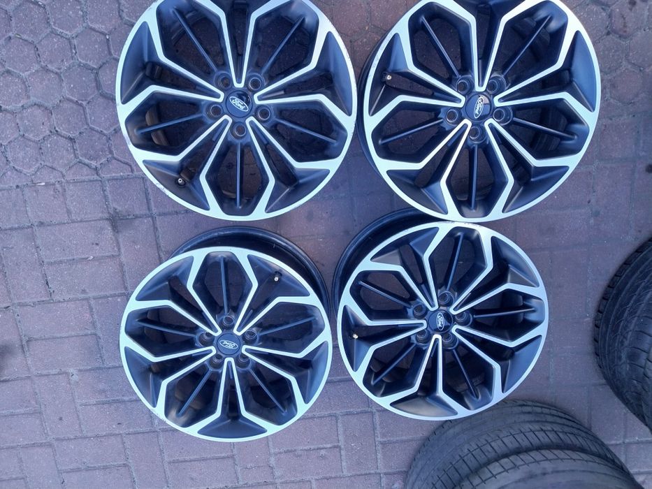 Oryginalne Felgi Aluminiowe Ford R18 5x108 8J ET 55