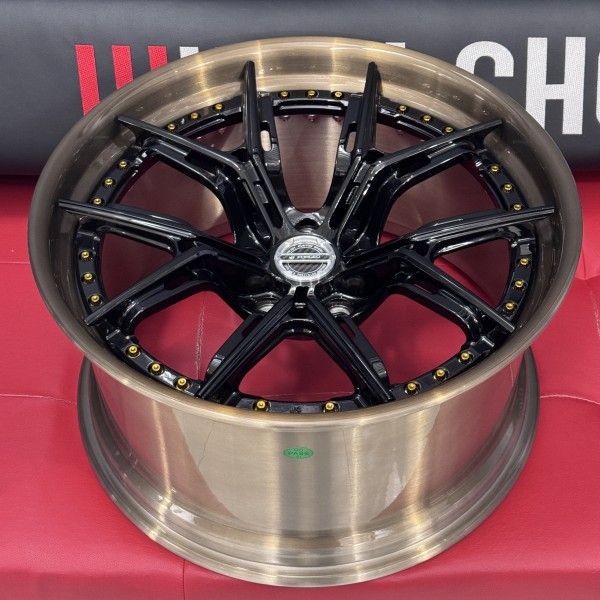 Диски BMW M5 G90 21+22 G99 ковані