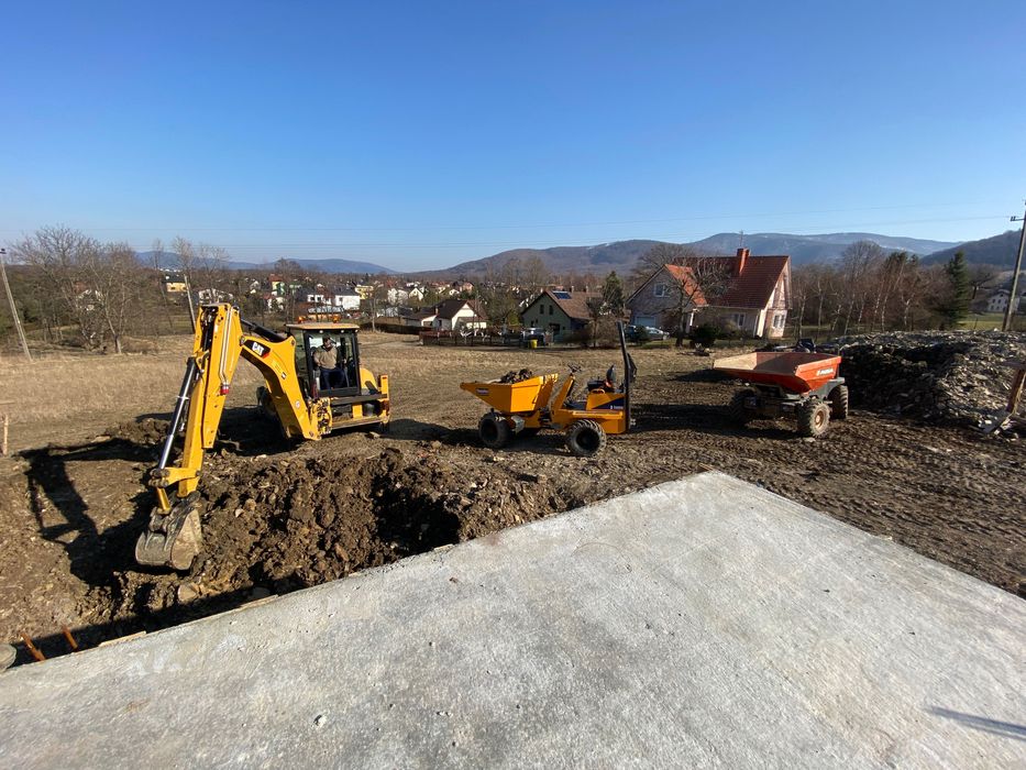 Wywóz ziemi i gruzu Przyczepa / koparka