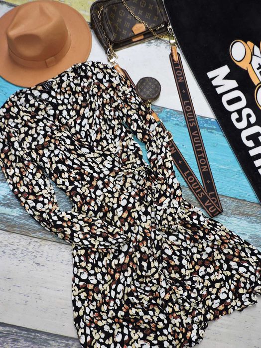 Vero Moda Kopertowa sukienka wzory serek M