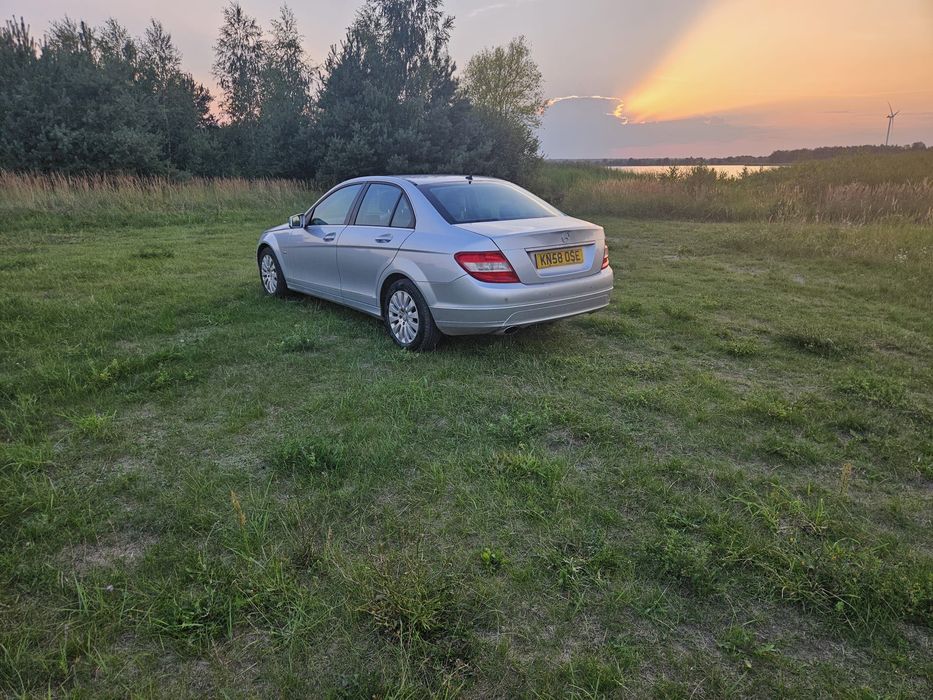 Продам Mercedes C-klass diesel automat