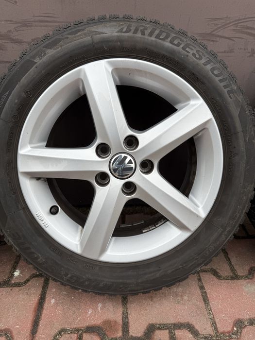 Komplet kół zimowych 5x100 Vw Skoda Seat 185/60/15 Bridgestone