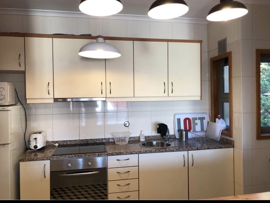 Arrenda-se apartamento T1 centro do Porto! Ao Jornal Noticias…