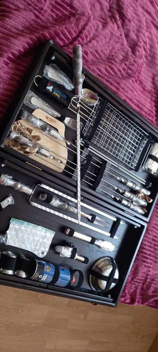 Набір шампурів + стол-кейс  подарунковий   Gorilla BBQ 32 предмета дл