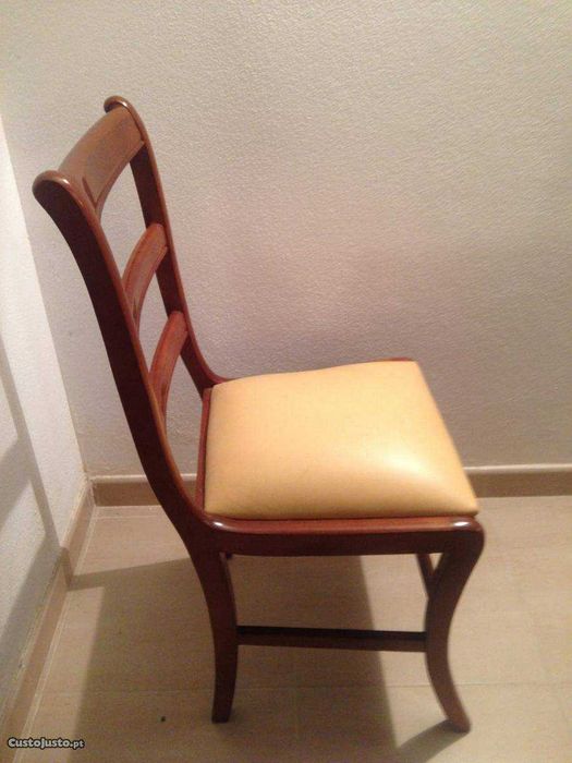 Mesa Sala extensível estilo Luís Filipe c/ 8 cadeiras
