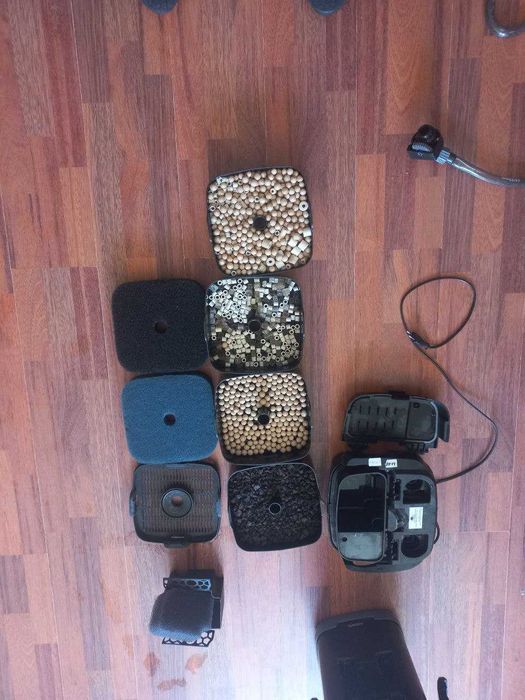 Фільтрація в аквариум , любая .