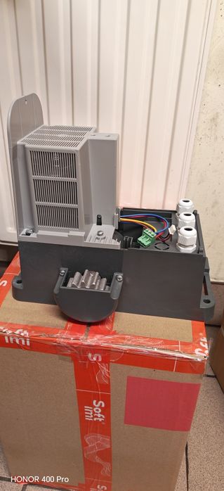 Korpus napędu Moovo  z wyposażeniem