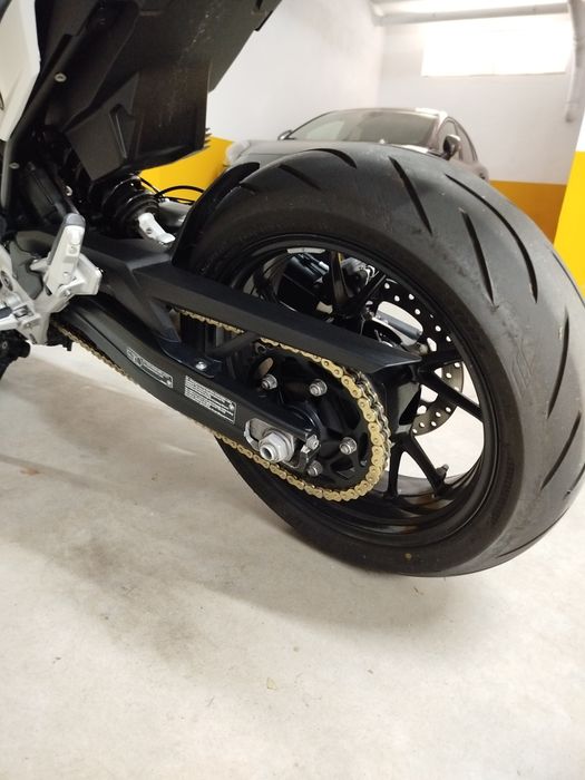 BMW f 900 R sport