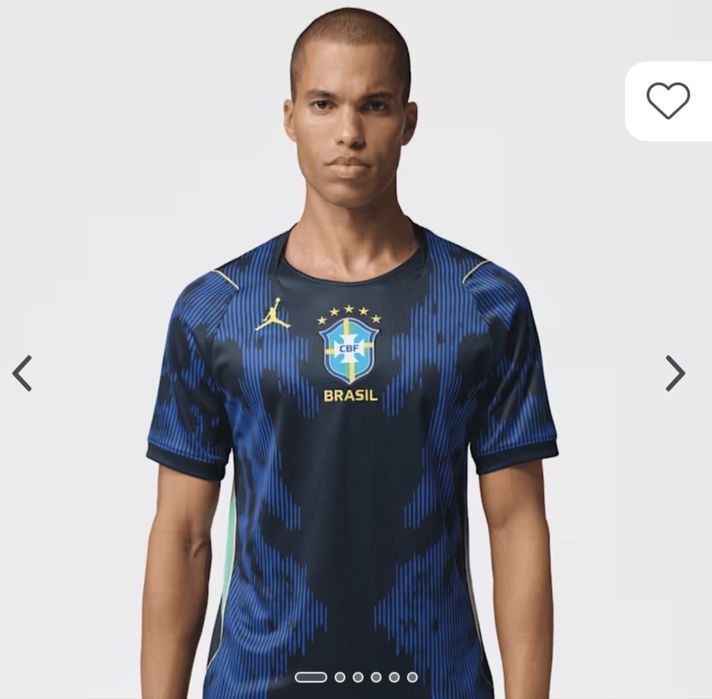 camisola BRASIL EQUIPAMENTO SECUNDARIO MUNDIAL 26