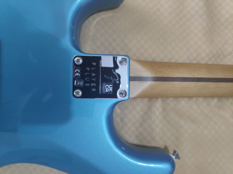 Fender stratocaster opal spark garantia