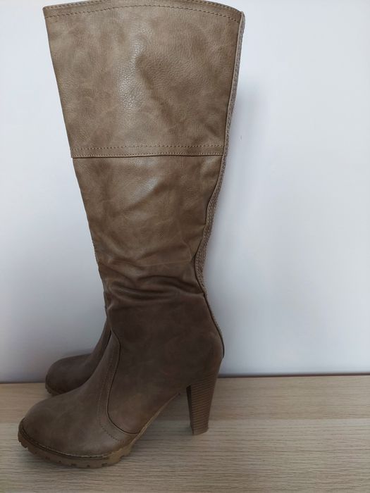 Kozaki lekko ocieplane r.40