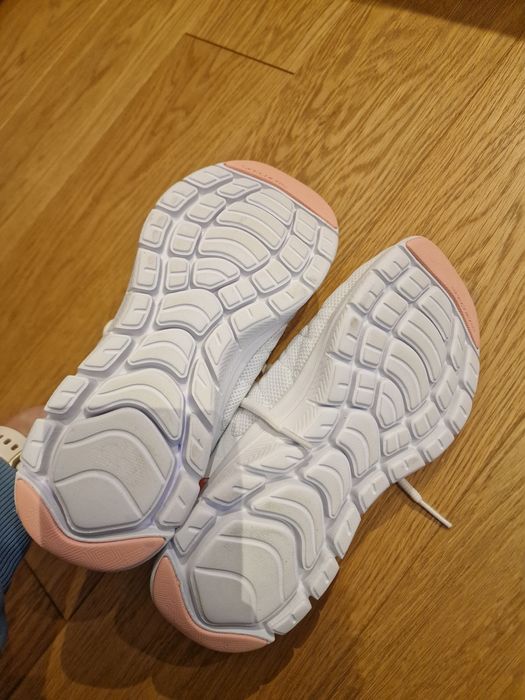 Buty sportowe Sketchers rozmiar 36