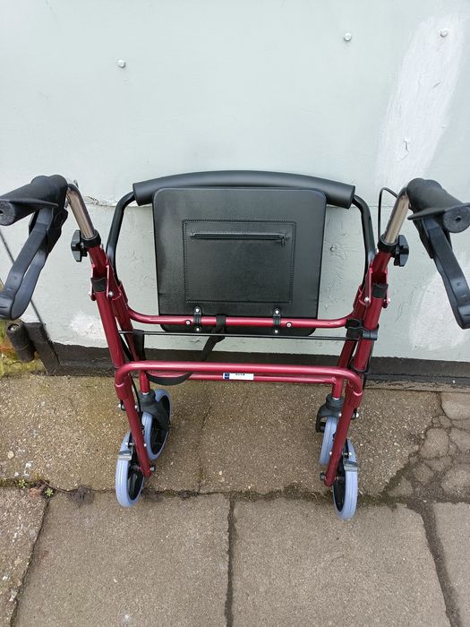 Chodzik dla osoby niepełnosprawnej