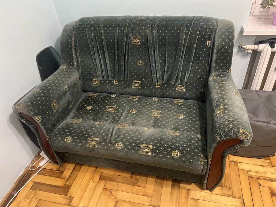 Продам два дівана