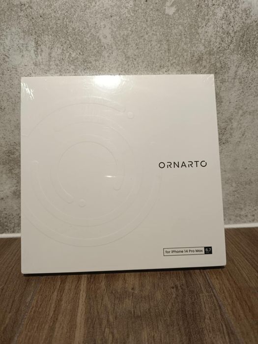 Etui iPhone 14 pro max czerwone