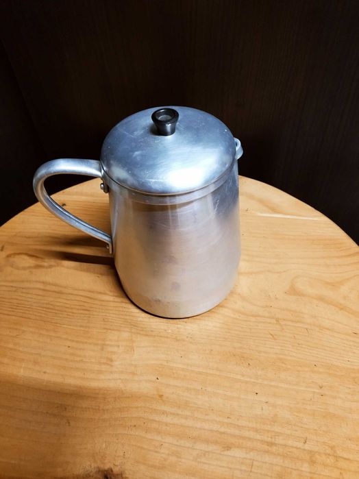 Cafeteira de alumínio